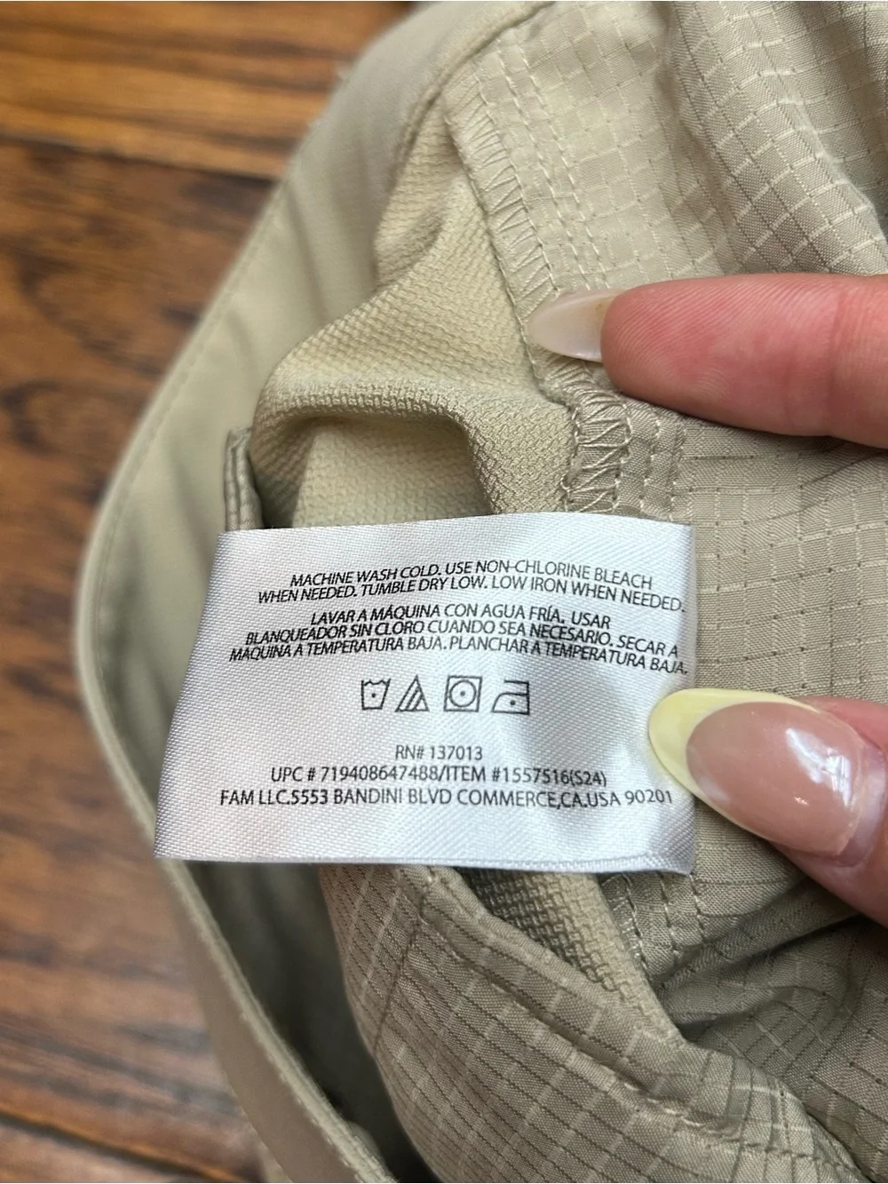 Banana Republic men's flat front khaki performance tech chino pants